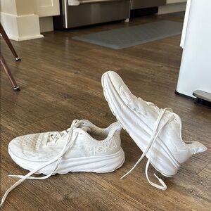 Hoka All-White Athletic Sneakers Clifton 9, size 7.5